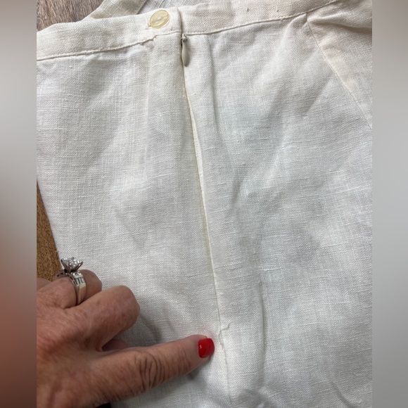 2/$30 Pure Linen White Capri Pants Coastal Casual Contemporary Zipper FLAW - Picture 3 of 10